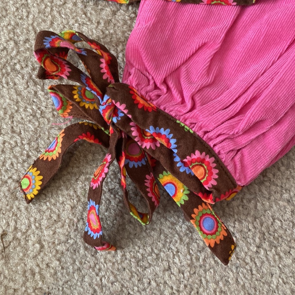 Little Threads - Picture 2 of 5
